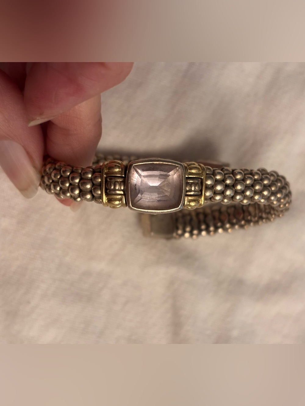 Beautiful Lagos Caviar 18k Beaded Bracelet with pink stone